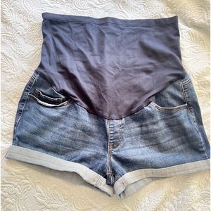 Denim / Jean maternity shorts belly support